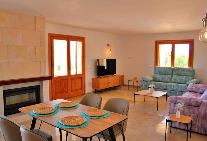 تختخواب و صبحانه Villas Ca N Matxa