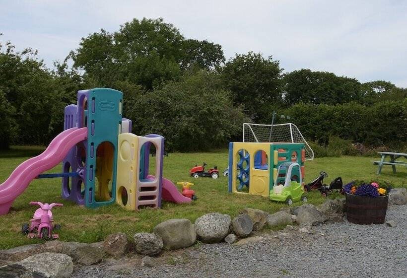 Cae Berllan Cottages