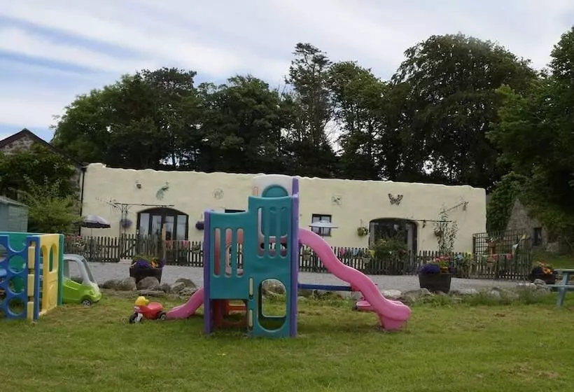 Cae Berllan Cottages