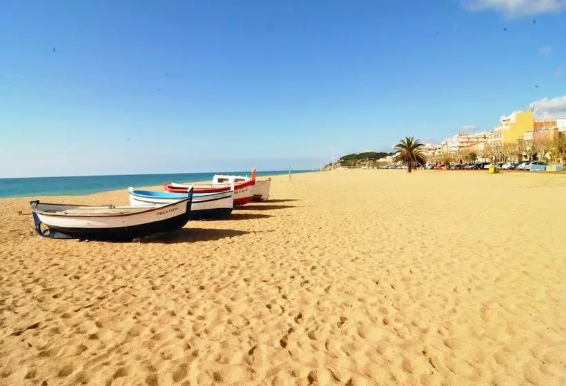 ホテル Homeholidaysrentals Itziar   Costa Barcelona