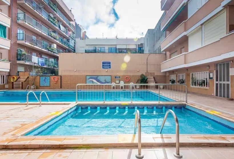 ホテル Homeholidaysrentals Itziar   Costa Barcelona