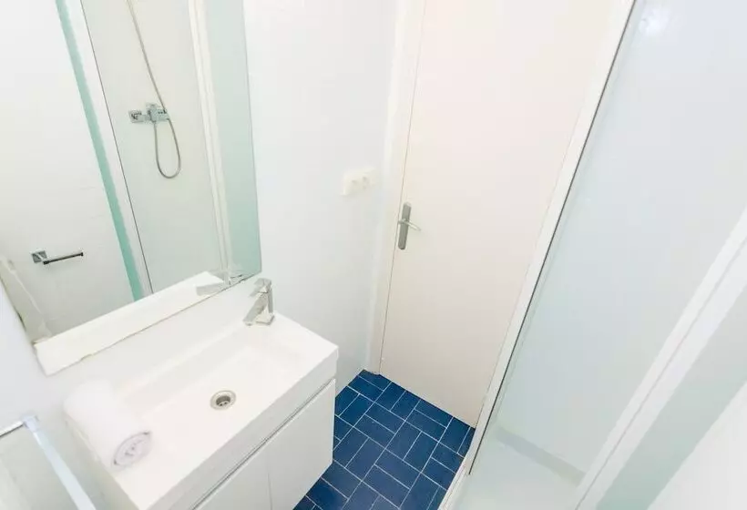 ホテル Homeholidaysrentals Itziar   Costa Barcelona