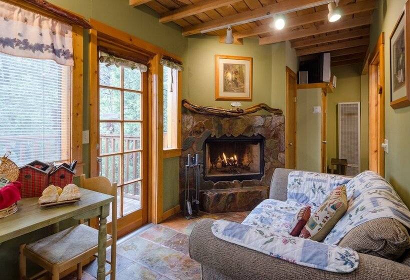 مبيت وإفطار Idyllwild Bunkhouse