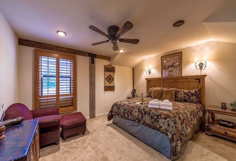 Paradise On The River By Vtrips