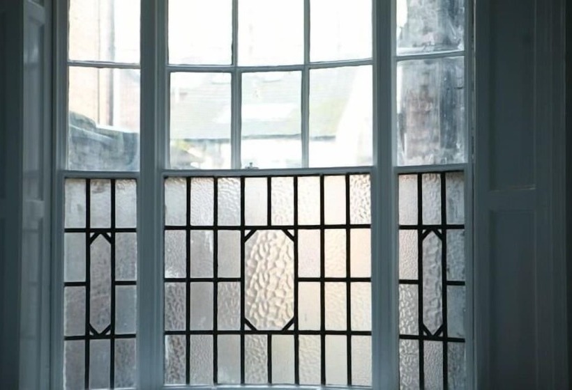 بنسيون The L1 Rodney St Rooms