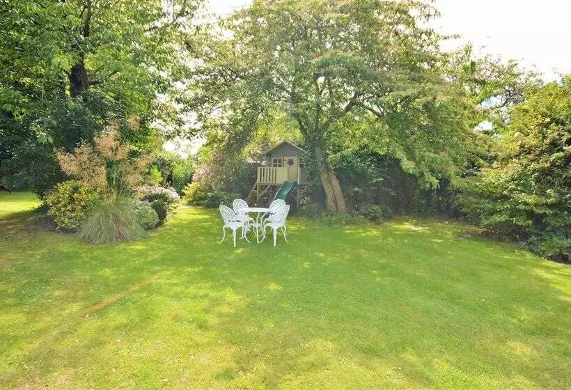 Woodside Cottage
