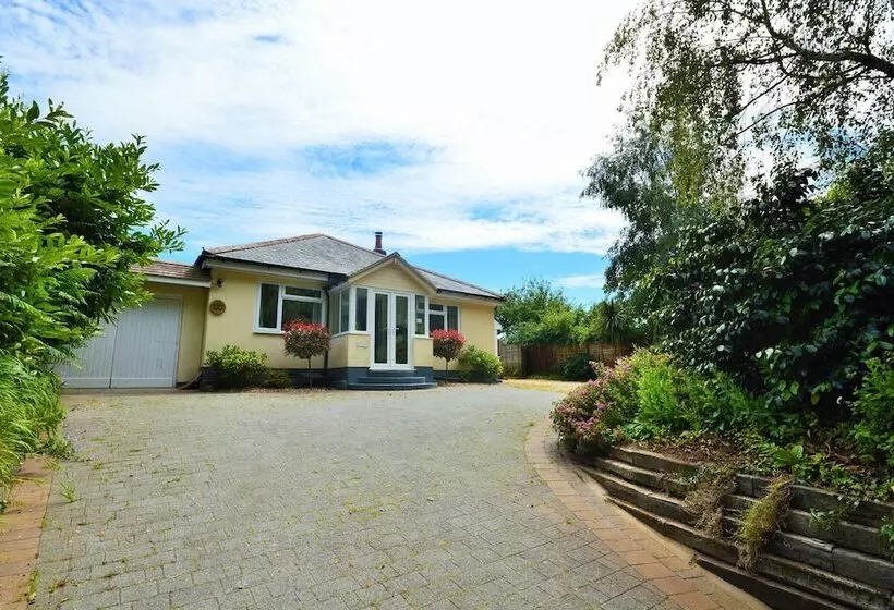 Woodside Cottage