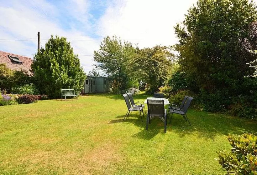 Woodside Cottage