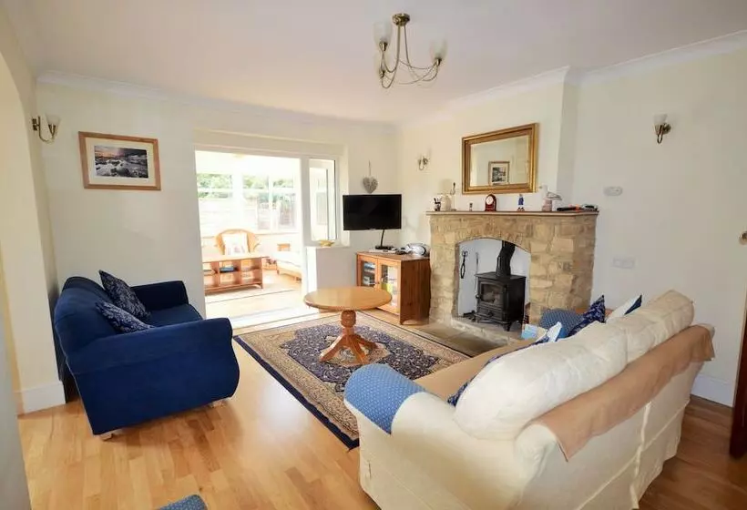 Woodside Cottage
