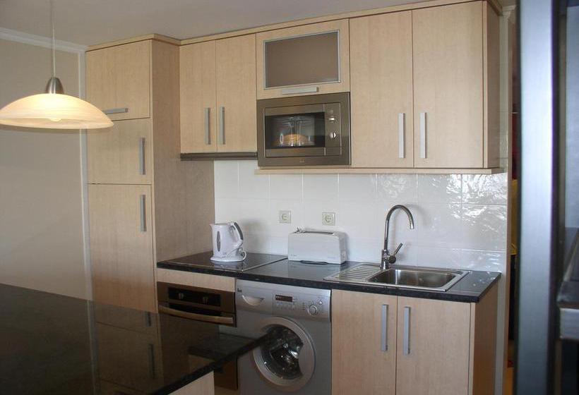 Apartamentos Parque Mourabel