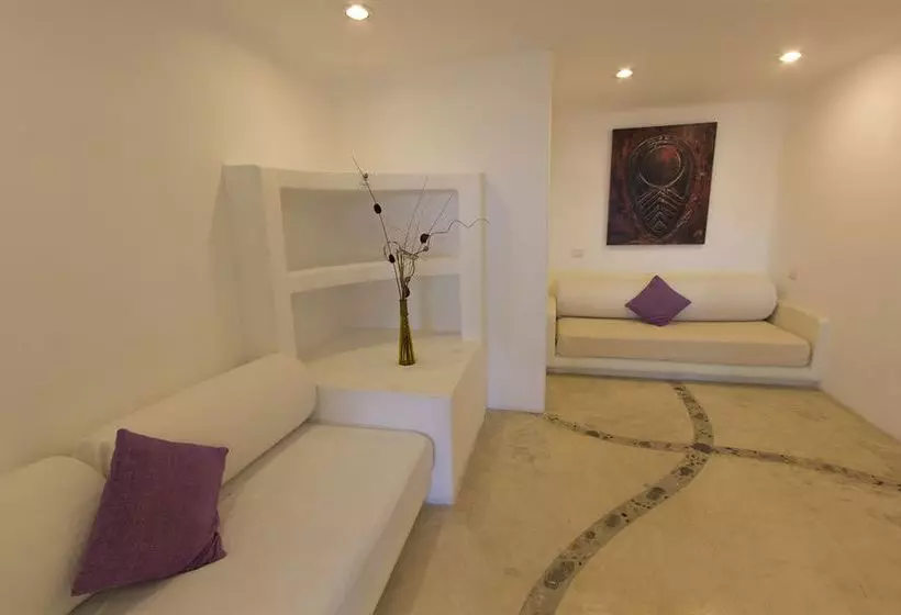 Blue Pearl Suites Apartments
