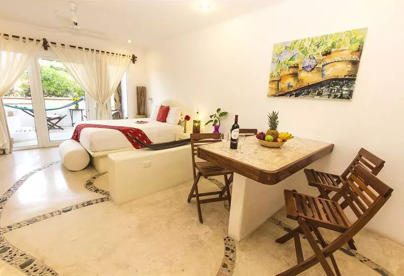 Blue Pearl Suites Apartments