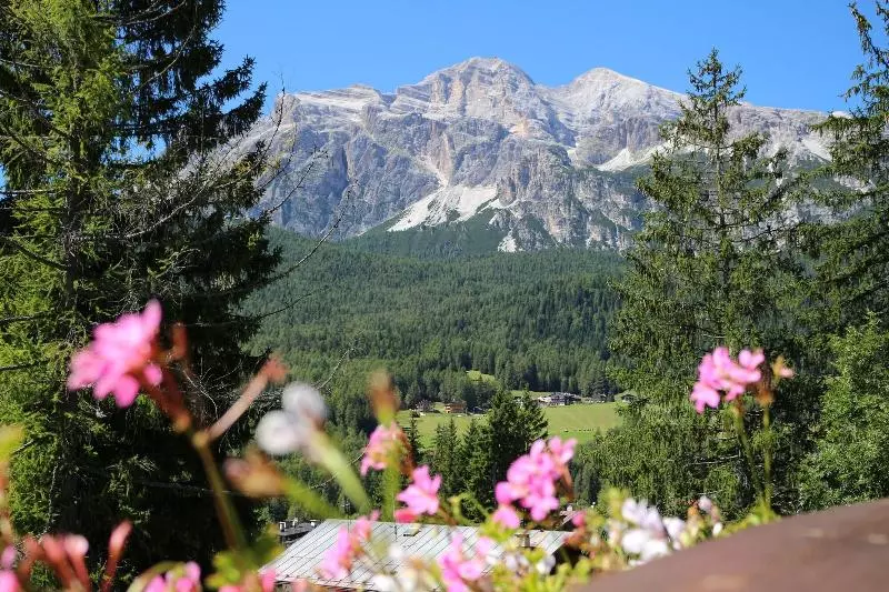 Boutique Hotel Villa Blu Cortina D Ampezzo