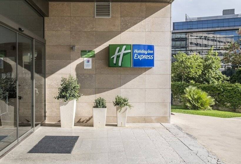هتل Holiday Inn Express Sant Cugat, An Ihg