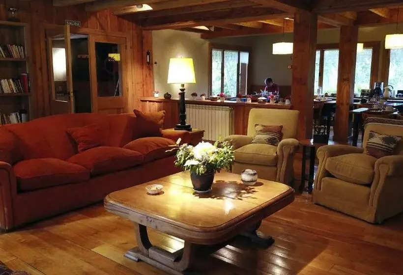 هتل Hosteria El Establo