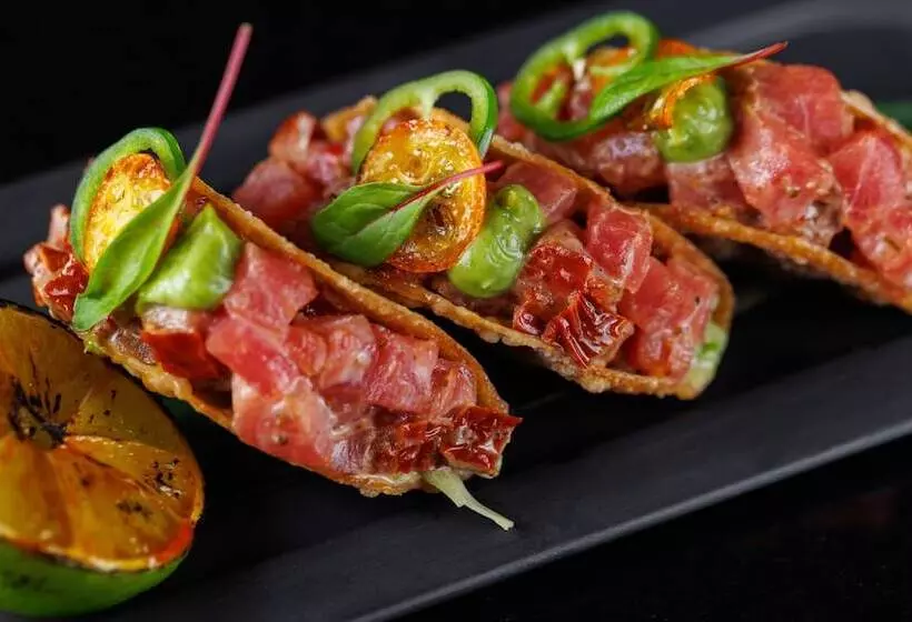 هتل Intercontinental   Kyiv, An Ihg