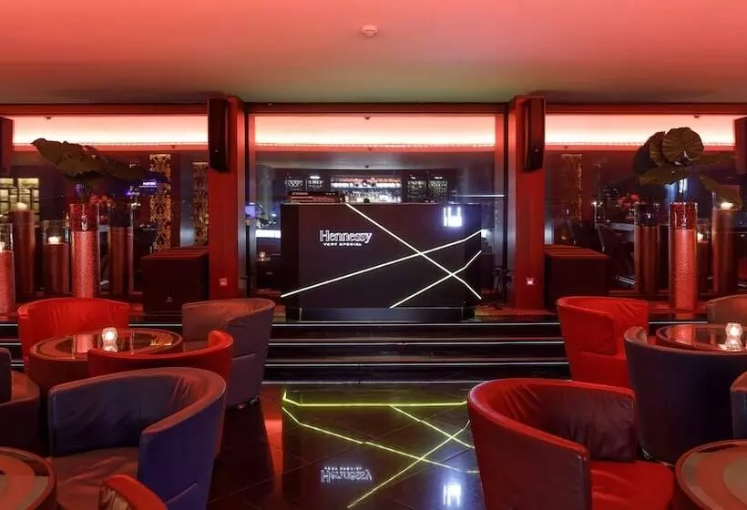 هتل Intercontinental   Kyiv, An Ihg