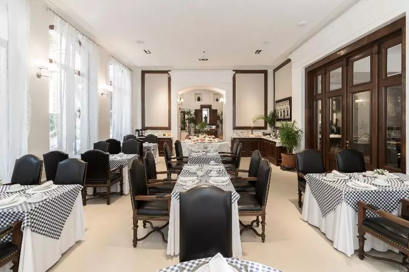 La Mision Hotel Boutique