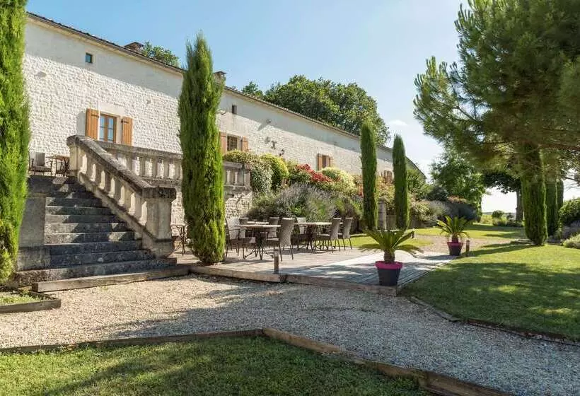 Отель Le Relais De Saint Preuil, The Originals Relais Vignes Du Cognac