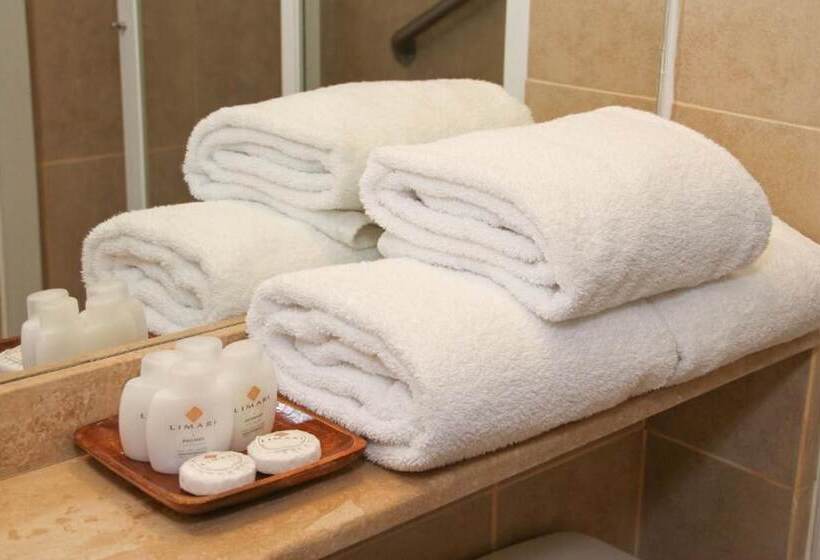 בית מלון כפרי Limari