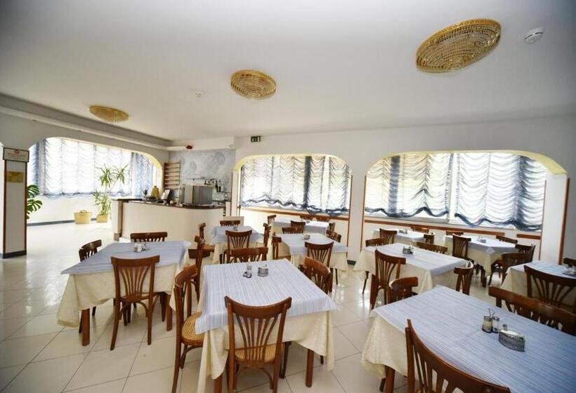 בית מלון כפרי Marika