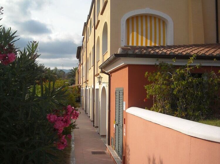 فندق Residence Cala Liberotto