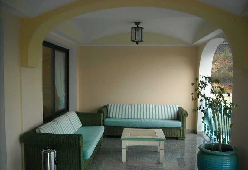 فندق Residence Cala Liberotto