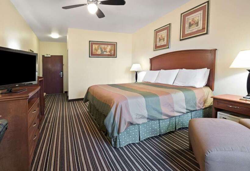 فندق Super 8 By Wyndham Austin/airport South