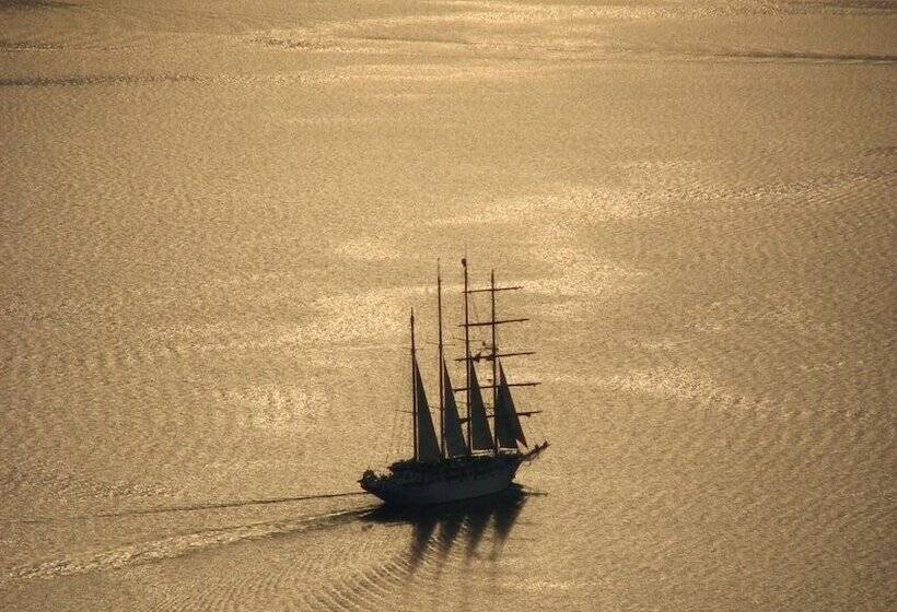 호텔 Villa Irini Fira   Adults Only