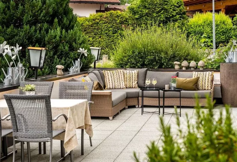 Quality Hosts Arlberg Hotel Zur Pfeffermühle