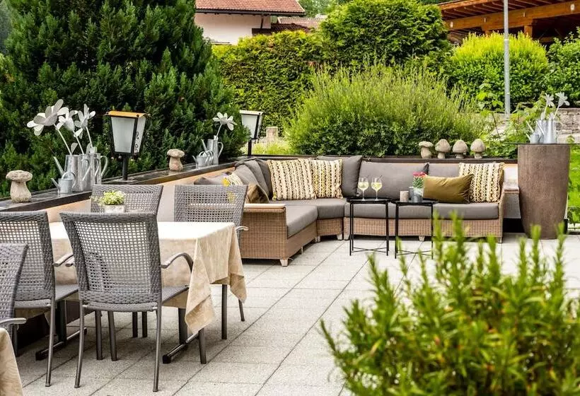 Quality Hosts Arlberg Hotel Zur Pfeffermühle