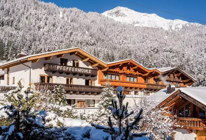 Quality Hosts Arlberg Hotel Zur Pfeffermühle