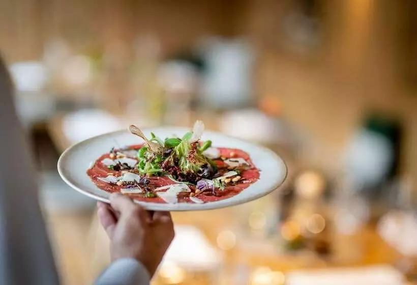 Quality Hosts Arlberg Hotel Zur Pfeffermühle