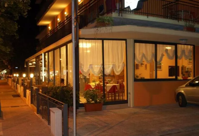 Aamiaismajoitus (B&B) Albergo Santo Stefano