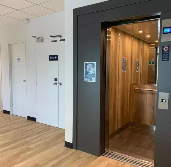 Hotelli Kyriad Direct  Bourg Les Valence