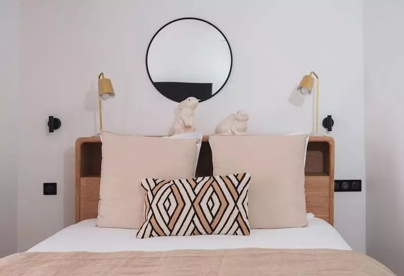 Appartements Place Royale   Maisons Du Monde Hôtel & Suites