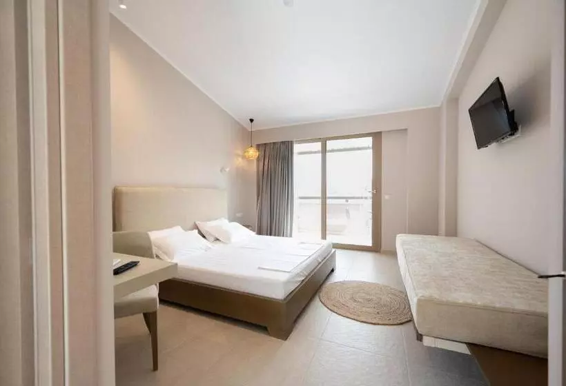 Scarabeo Hotel & Villas Parga