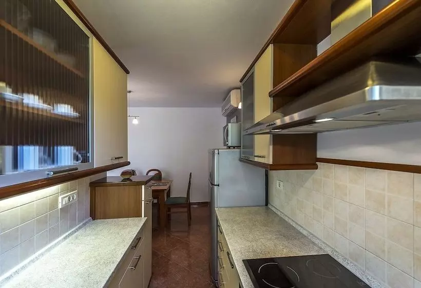 Beautifull Spacious Family Villa With Private Pool, Privacy And Relax Guaranteed