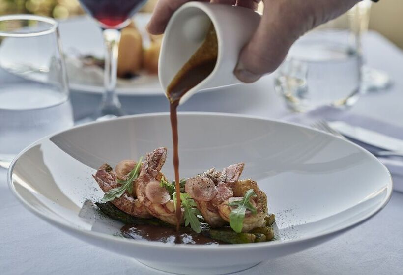 هتل Celestial All Suites