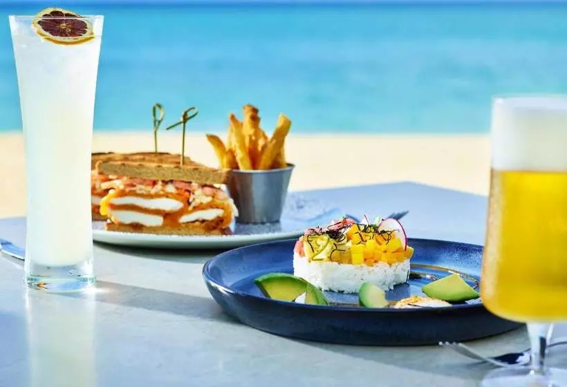 هتل The St. Regis Bermuda Resort