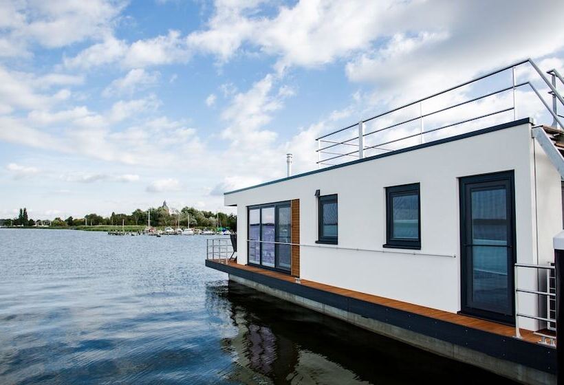 ホテル Well Hausboote