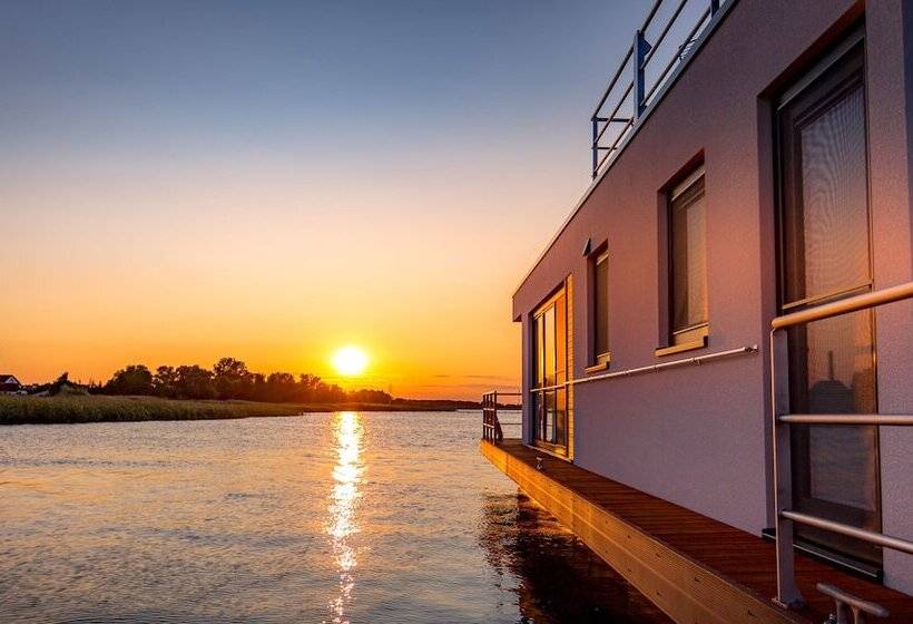 ホテル Well Hausboote