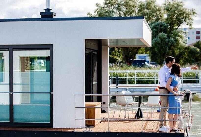 ホテル Well Hausboote