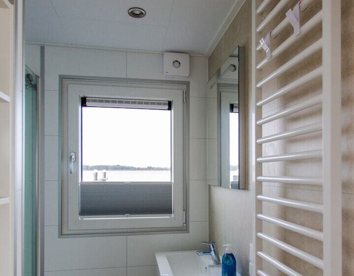 ホテル Well Hausboote