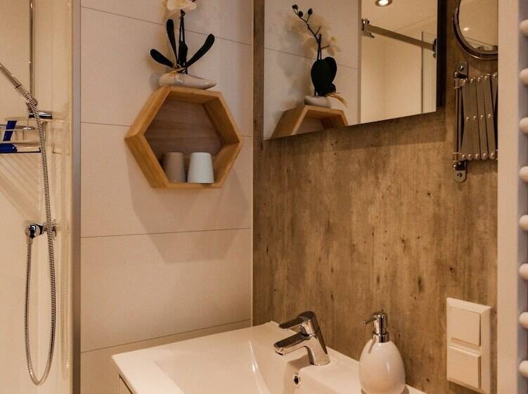 ホテル Well Hausboote