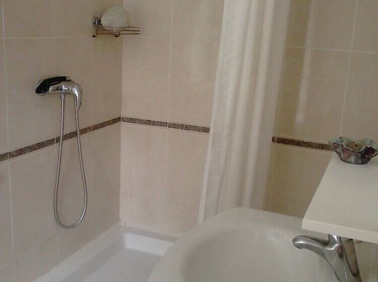 ペンション Rooms Brezak Lastovo