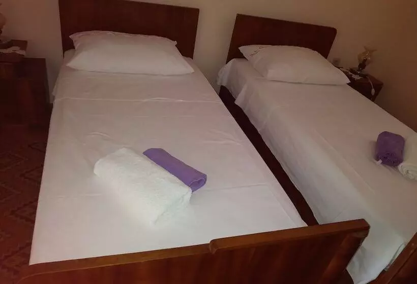 Majatalo Rooms Brezak Lastovo