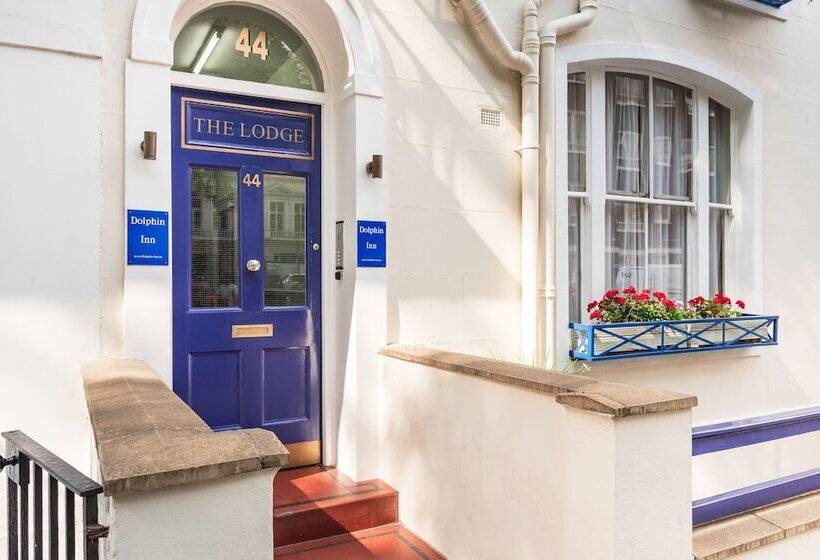 Dolphin Inn   The Lodge