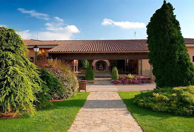 Hacienda Sant Jordi Golf & Resort