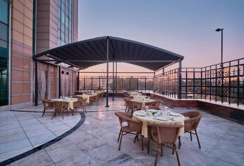 Отель Dedeman Sanliurfa